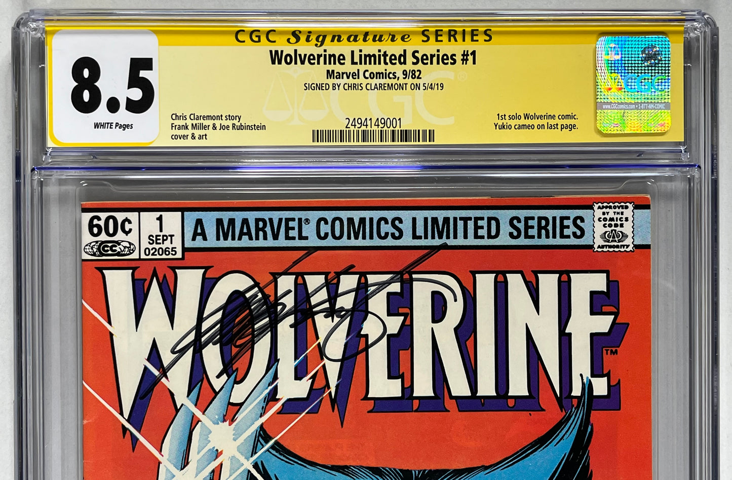 WOLVERINE LIMITED SERIES #1 CGC SS 8.5 - 1982 - NEWSSTAND EDITION - SIGNED BY CHRIS CLAREMONT - MARVEL COMICS